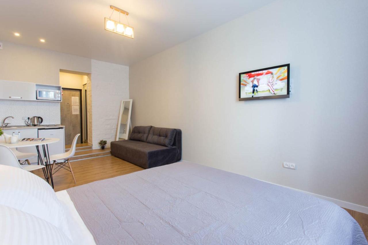 New Studio, Metro Yaroslava Mudroho And Universytet - Chernyshevska Str 95-3 Charkov Exteriér fotografie